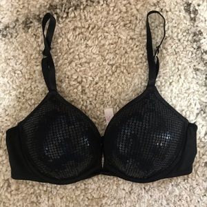 Black VS Bra